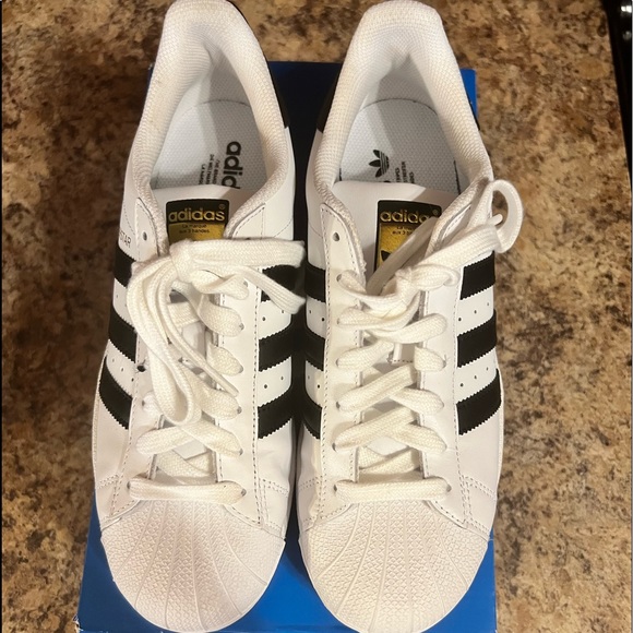 adidas superstar leather sneakers - Picture 2 of 5